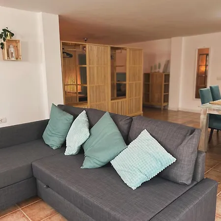 Large Apartment! * 코스타 테기세